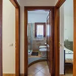 Apartamento Guesthost - La Rosa Dei Venti Flats With Veranda *