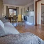 Apartamento Guesthost - La Rosa Dei Venti Flats With Veranda