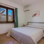 Apartamento Guesthost - La Rosa Dei Venti Flats With Veranda *