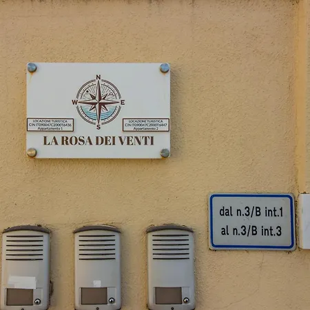 Appartamento Guesthost - La Rosa Dei Venti Flats With Veranda *
