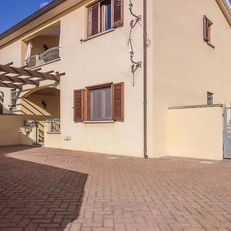 Appartamento Guesthost - La Rosa Dei Venti Flats With Veranda *