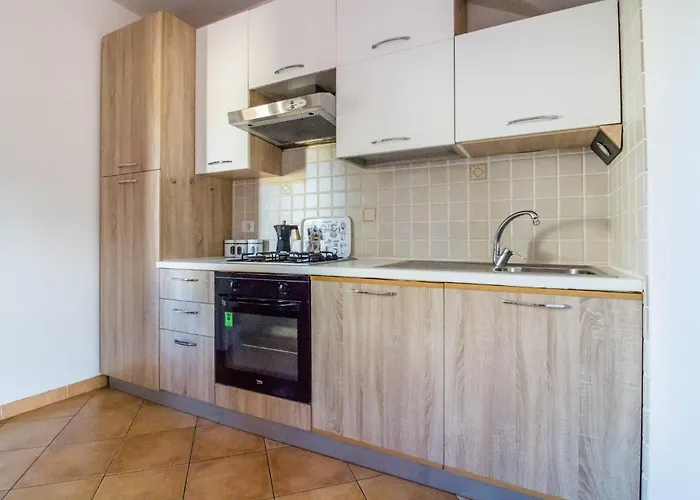 Guesthost - La Rosa Dei Venti Flats With Veranda *