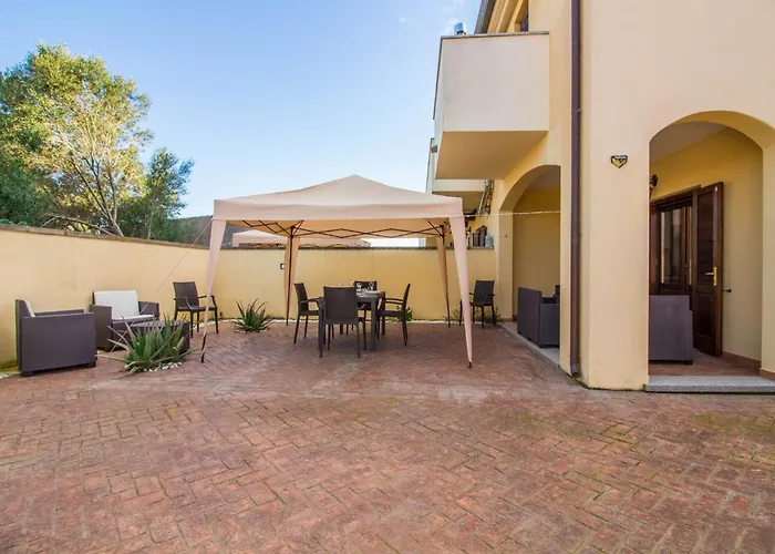 Guesthost - La Rosa Dei Venti Flats With Veranda Olbia