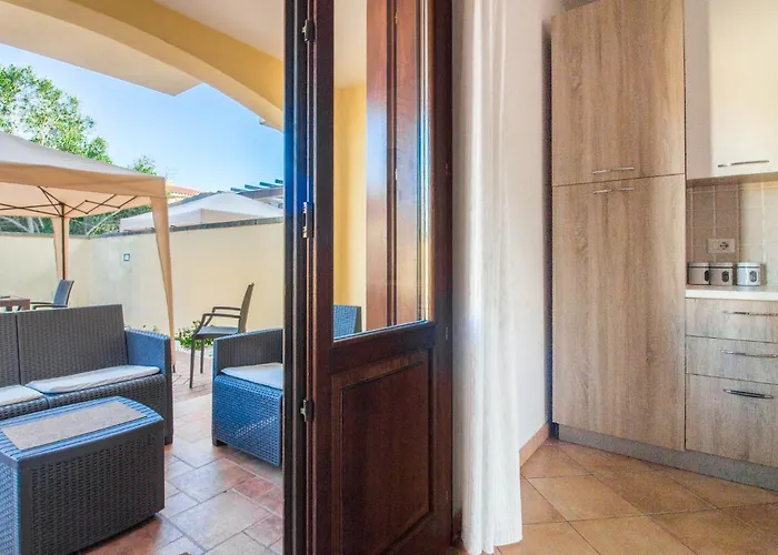 Guesthost - La Rosa Dei Venti Flats With Veranda *