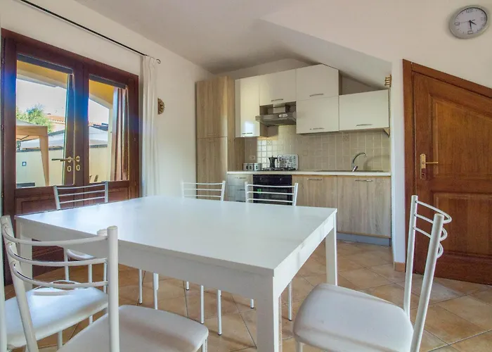 Guesthost - La Rosa Dei Venti Flats With Veranda