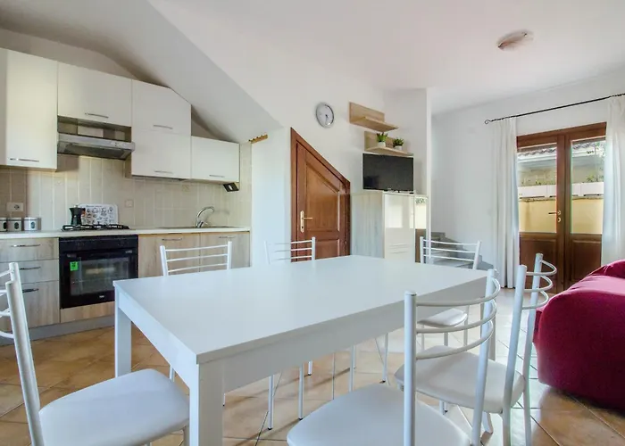 Guesthost - La Rosa Dei Venti Flats With Veranda *