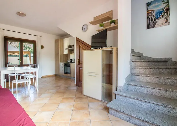 Guesthost - La Rosa Dei Venti Flats With Veranda Apartment