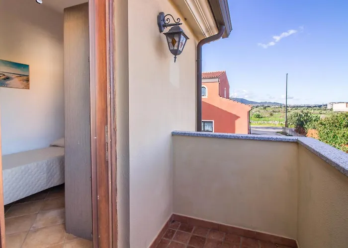 Guesthost - La Rosa Dei Venti Flats With Veranda Olbia