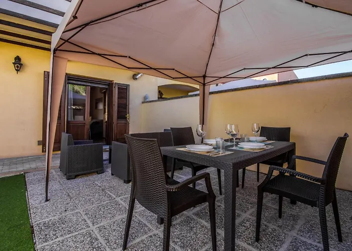 Guesthost - La Rosa Dei Venti Flats With Veranda Apartment *