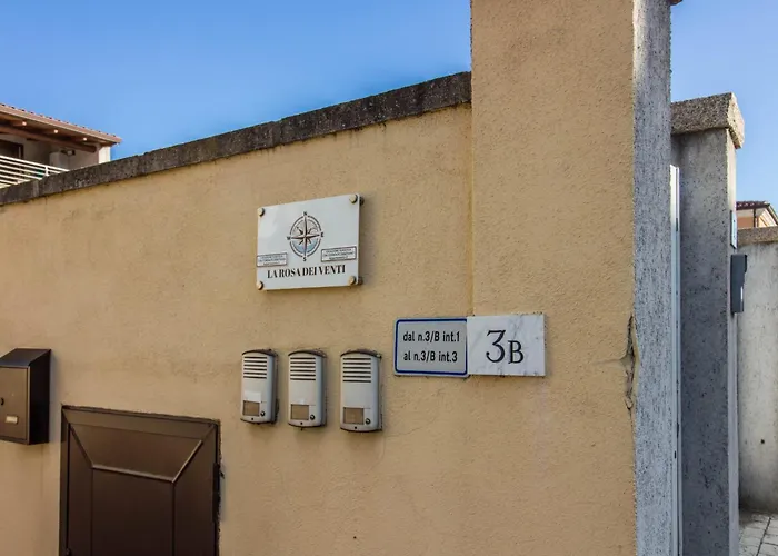 Guesthost - La Rosa Dei Venti Flats With Veranda Appartamento Olbia